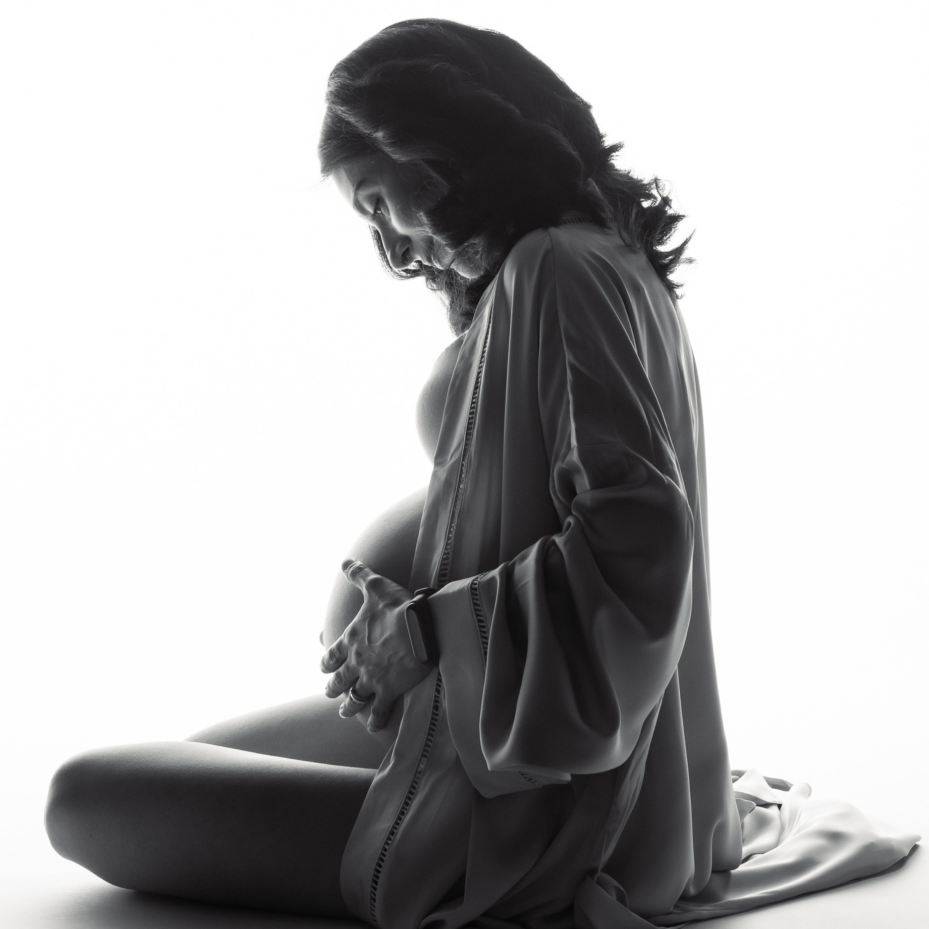 Pregnat woman b&W